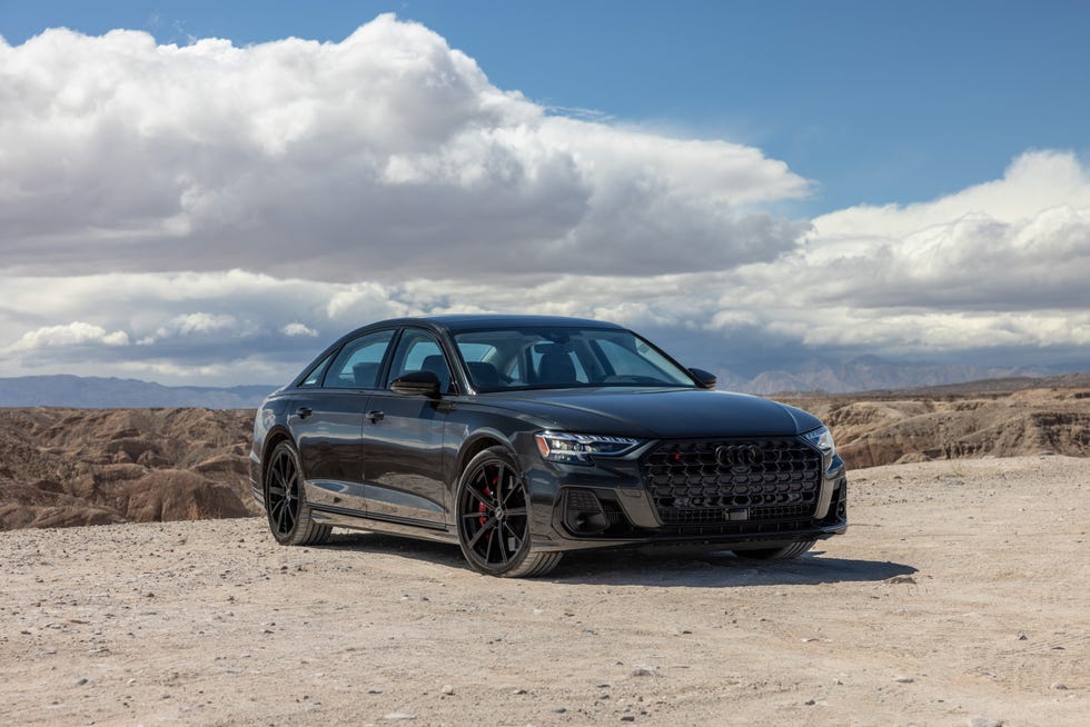 2022 Audi S8